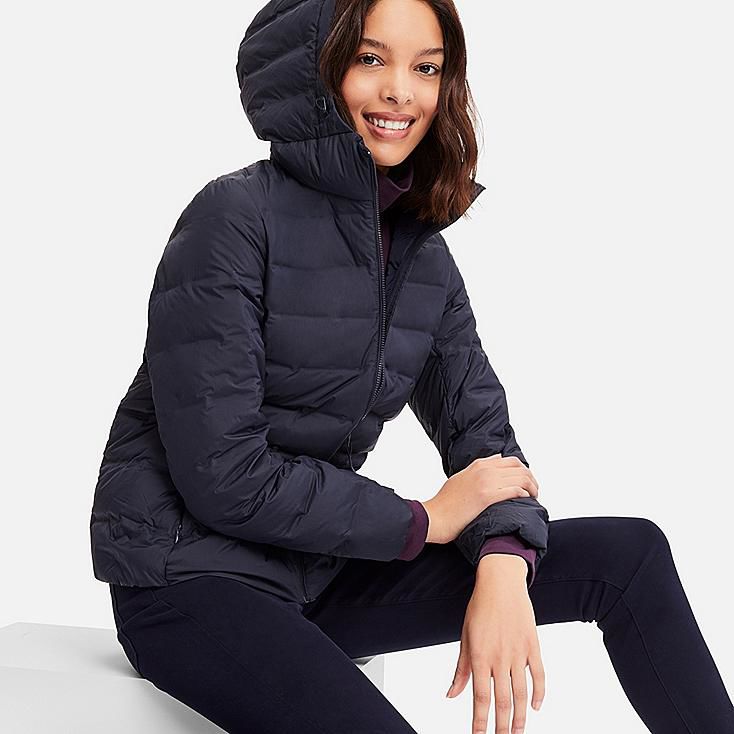 Uniqlo Women’s Ultra Light Down Seamless Parka